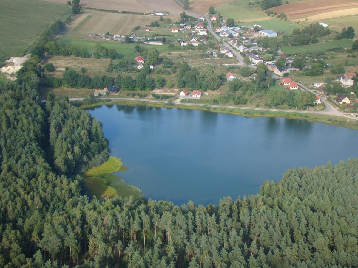 Domek nad jeziorem Kaszuby Debnica Kaszubska Zewnętrze zdjęcie